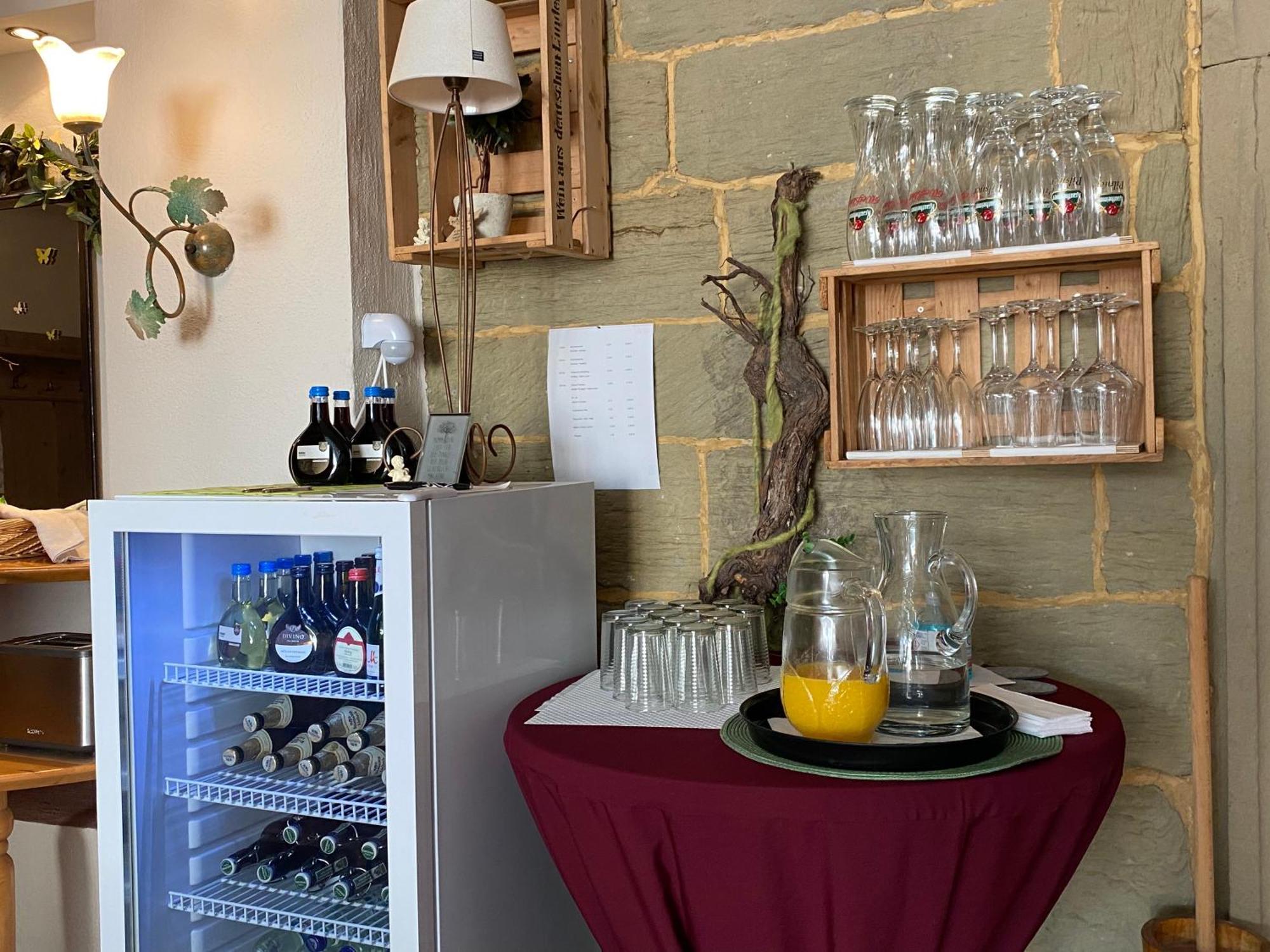 Hotel Weinstube Am Markt Gerolzhofen Kültér fotó