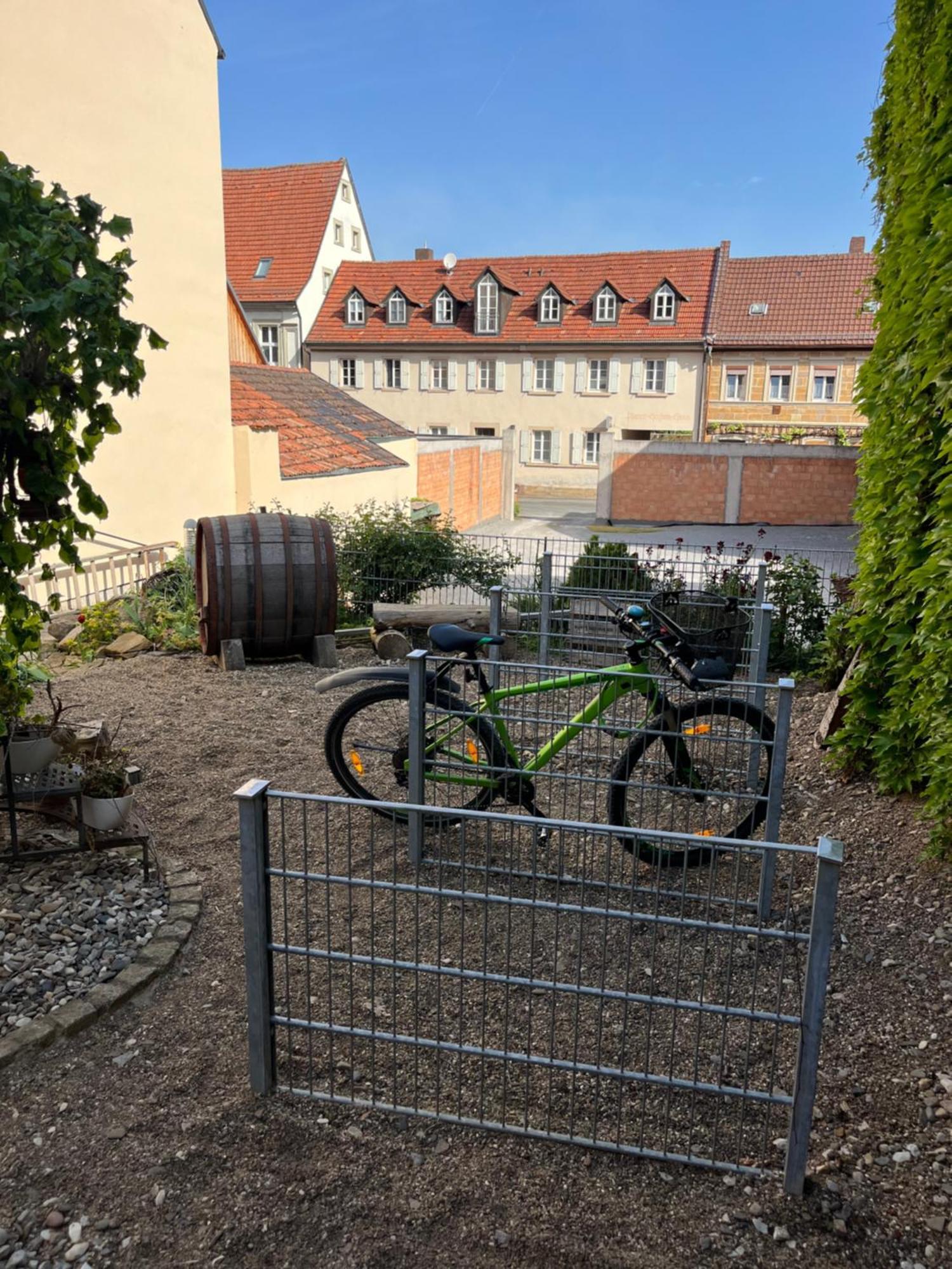 Hotel Weinstube Am Markt Gerolzhofen Kültér fotó