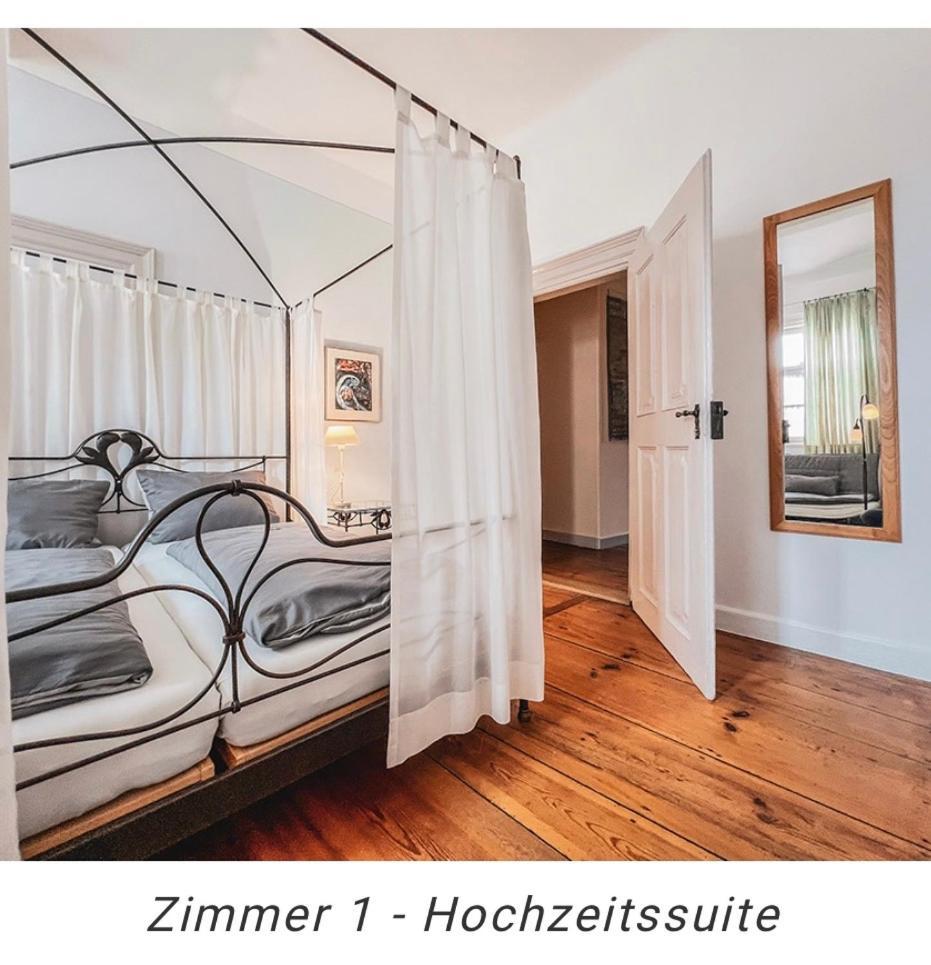 Hotel Weinstube Am Markt Gerolzhofen Kültér fotó