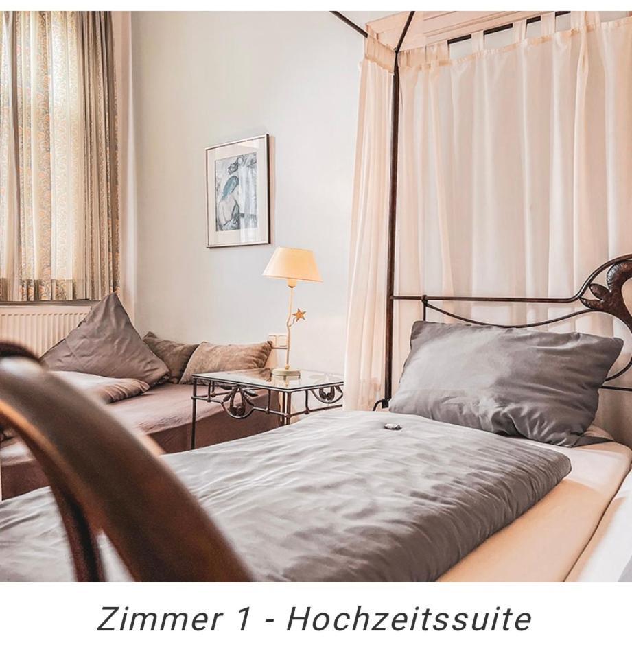Hotel Weinstube Am Markt Gerolzhofen Kültér fotó