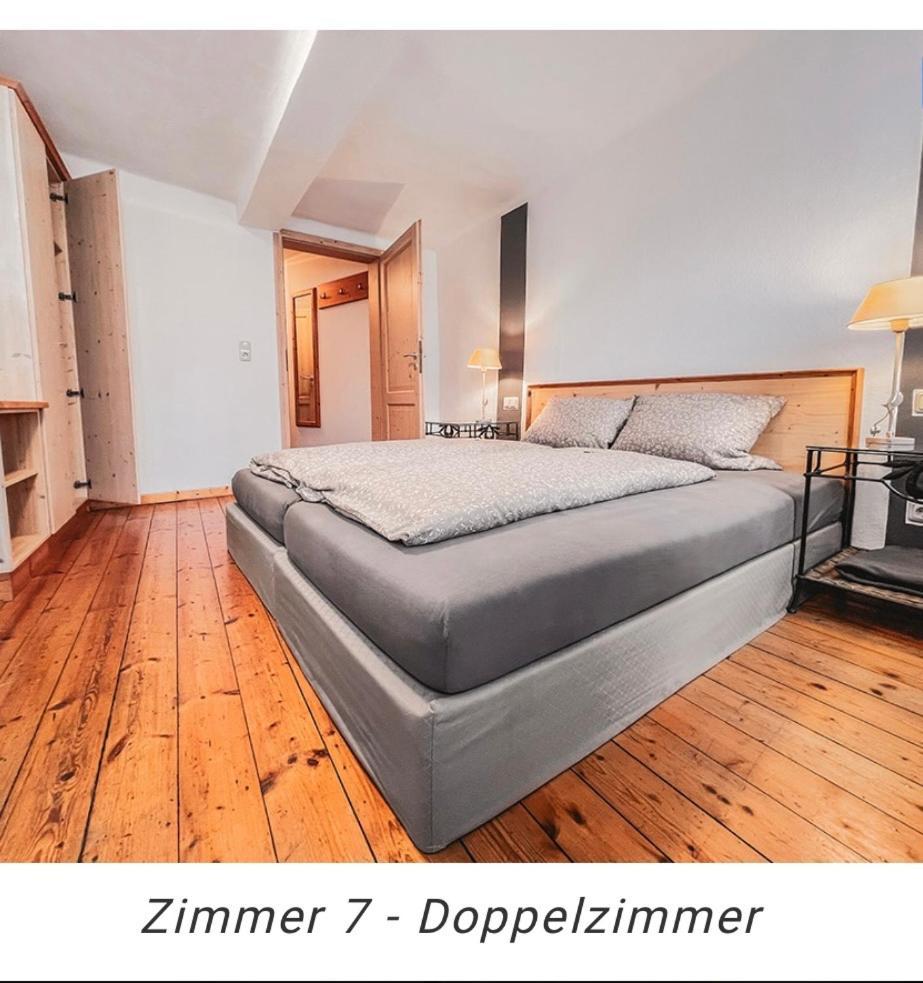 Hotel Weinstube Am Markt Gerolzhofen Kültér fotó